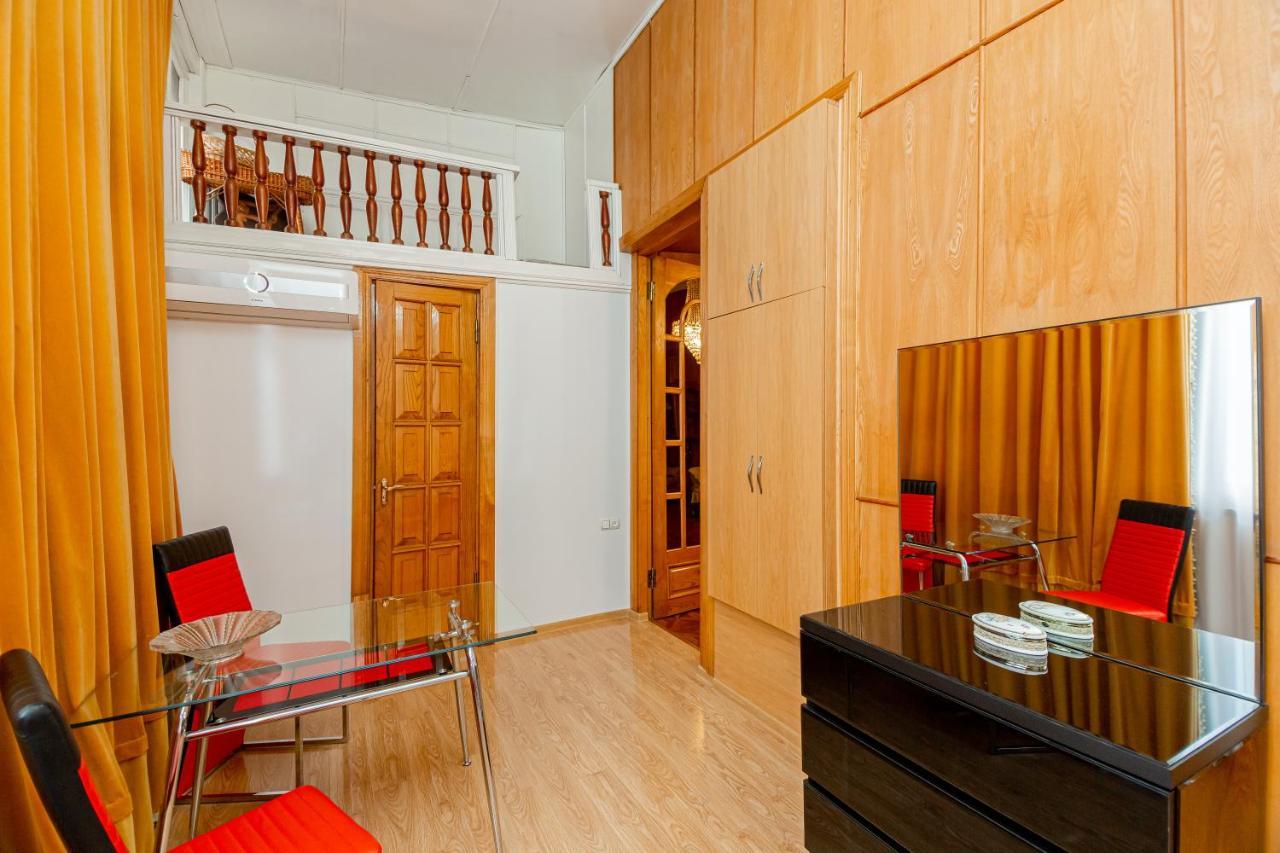 Town Center Rustaveli Aparthotel 트빌리시 외부 사진